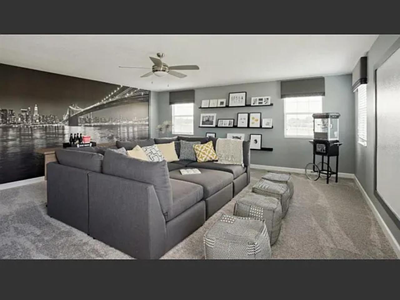 Profile photo 8 of 9