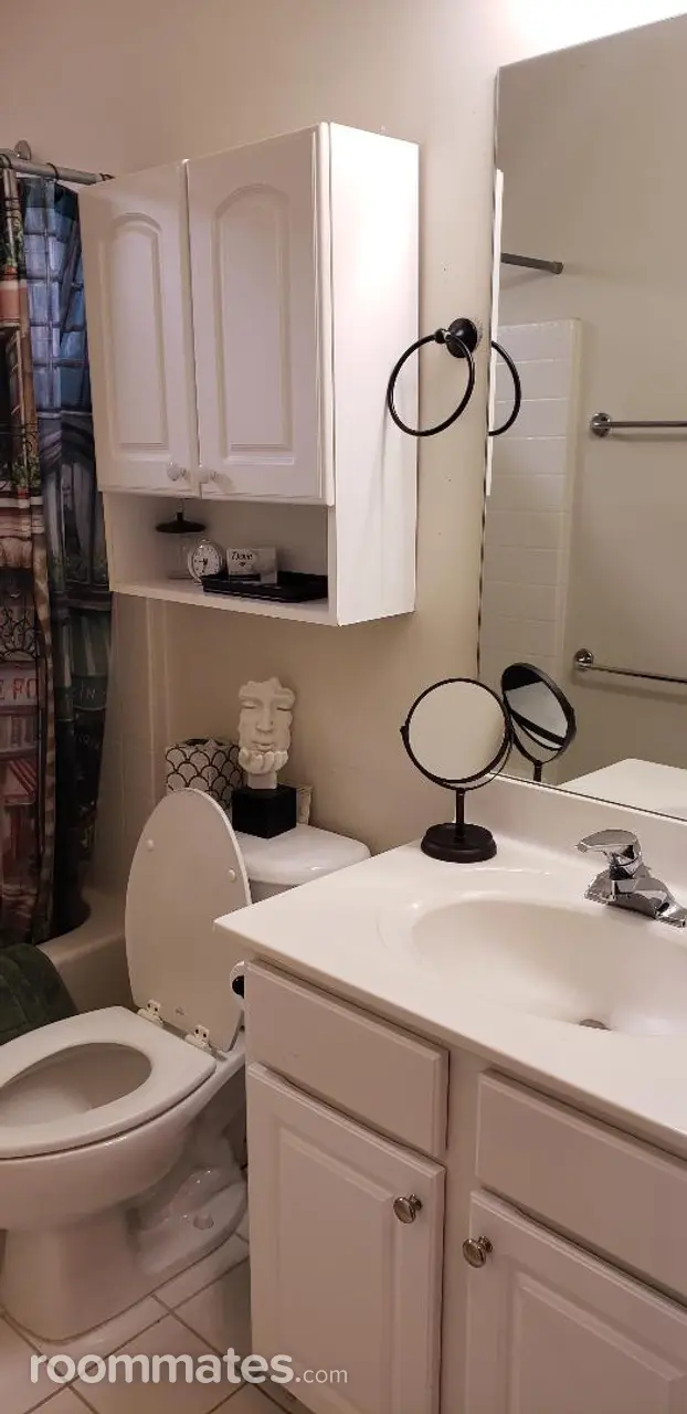 Profile photo 5 of 13