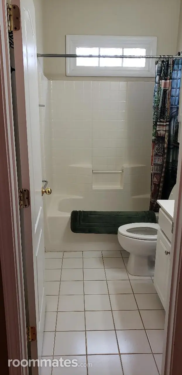 Profile photo 7 of 13