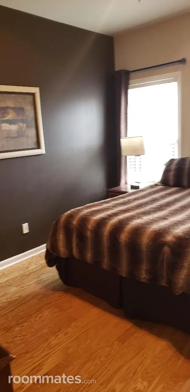 Profile photo 6 of 13