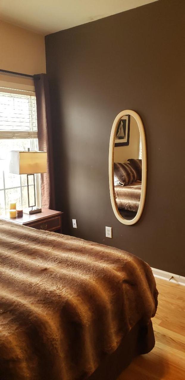 Profile photo 3 of 9