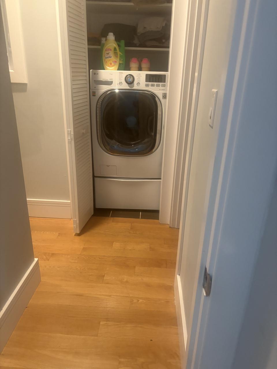 Profile photo 6 of 12