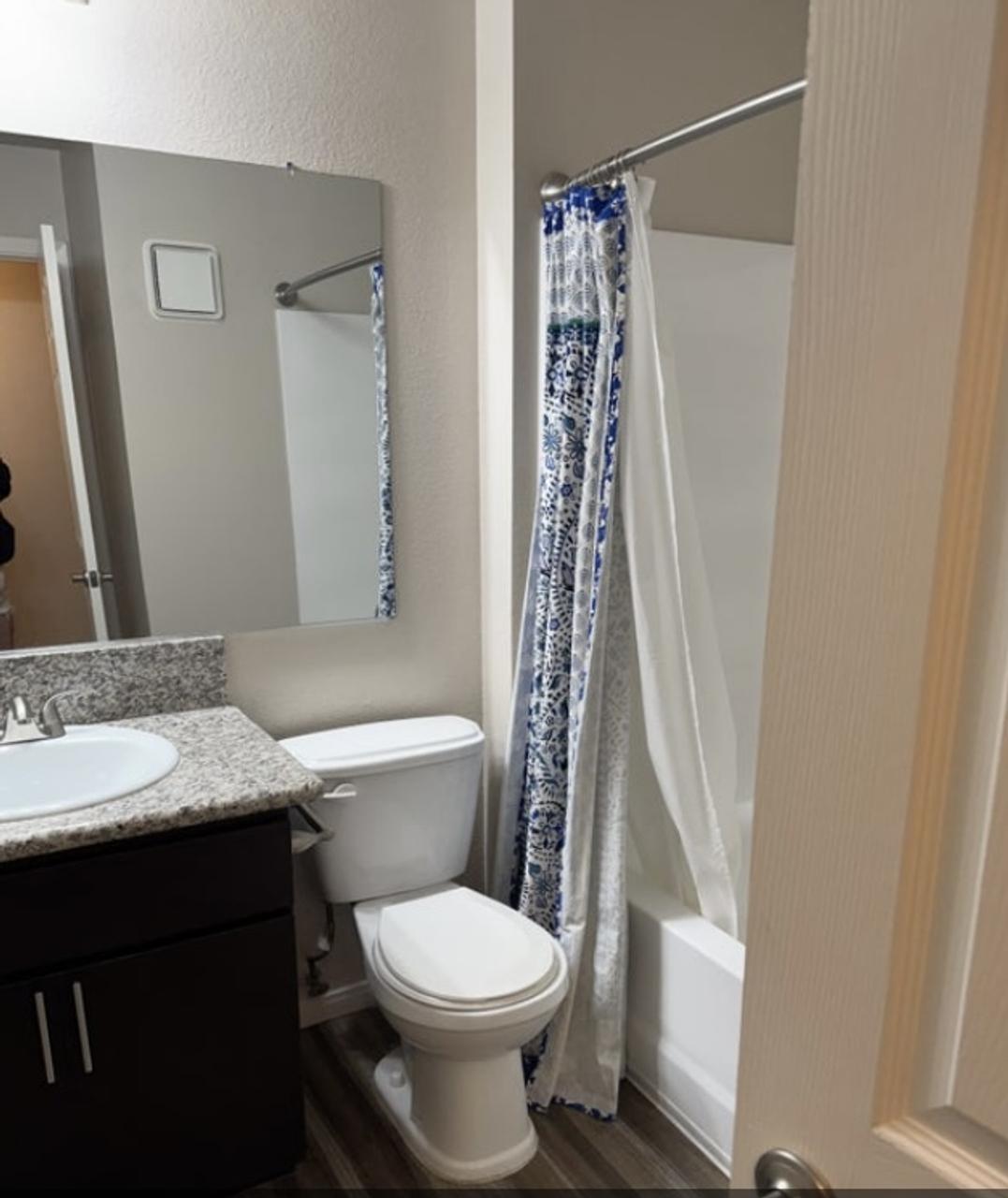 Profile photo 2 of 7