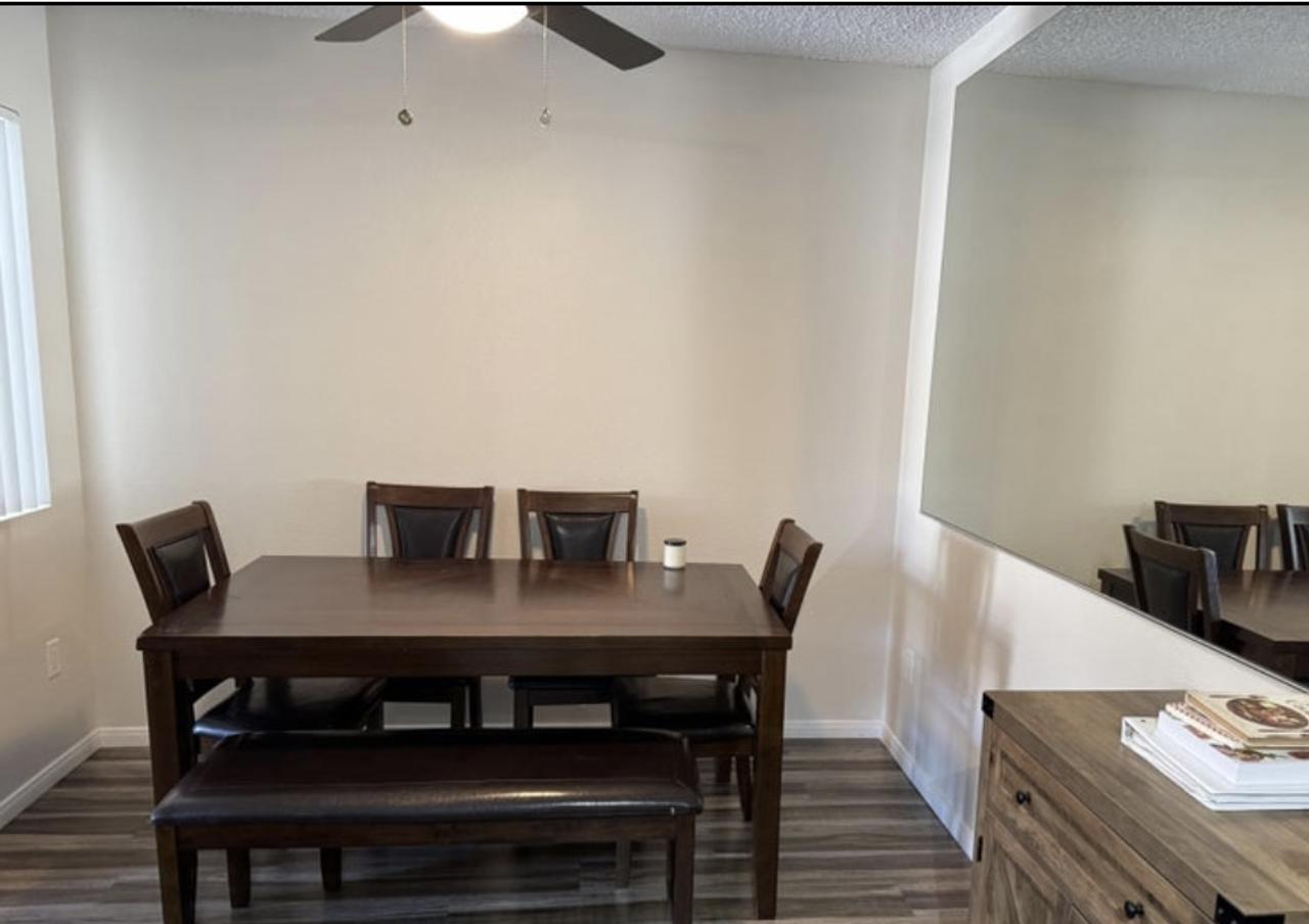 Profile photo 6 of 7