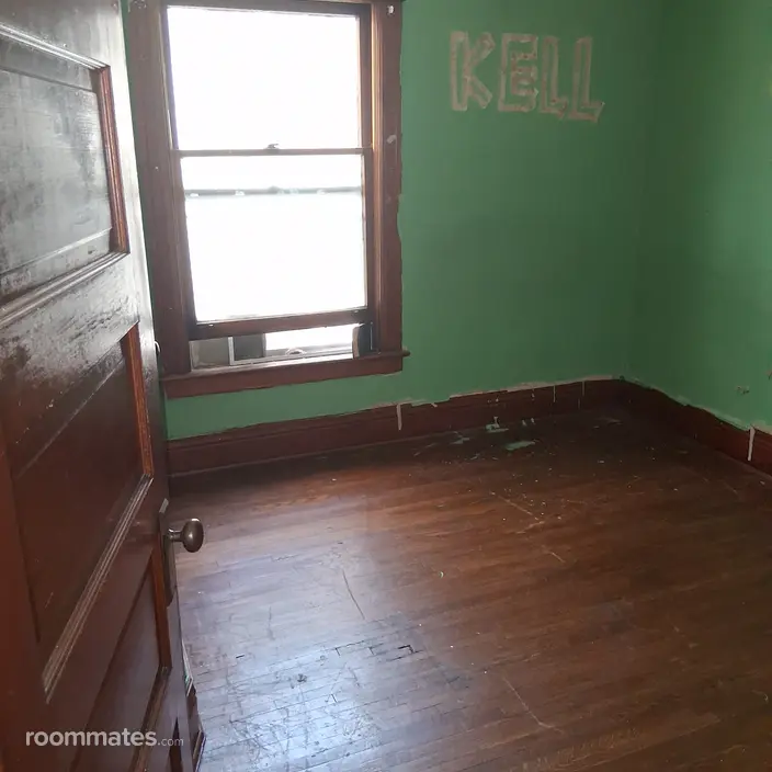 Room for rent in Buffalo, NY $525, house