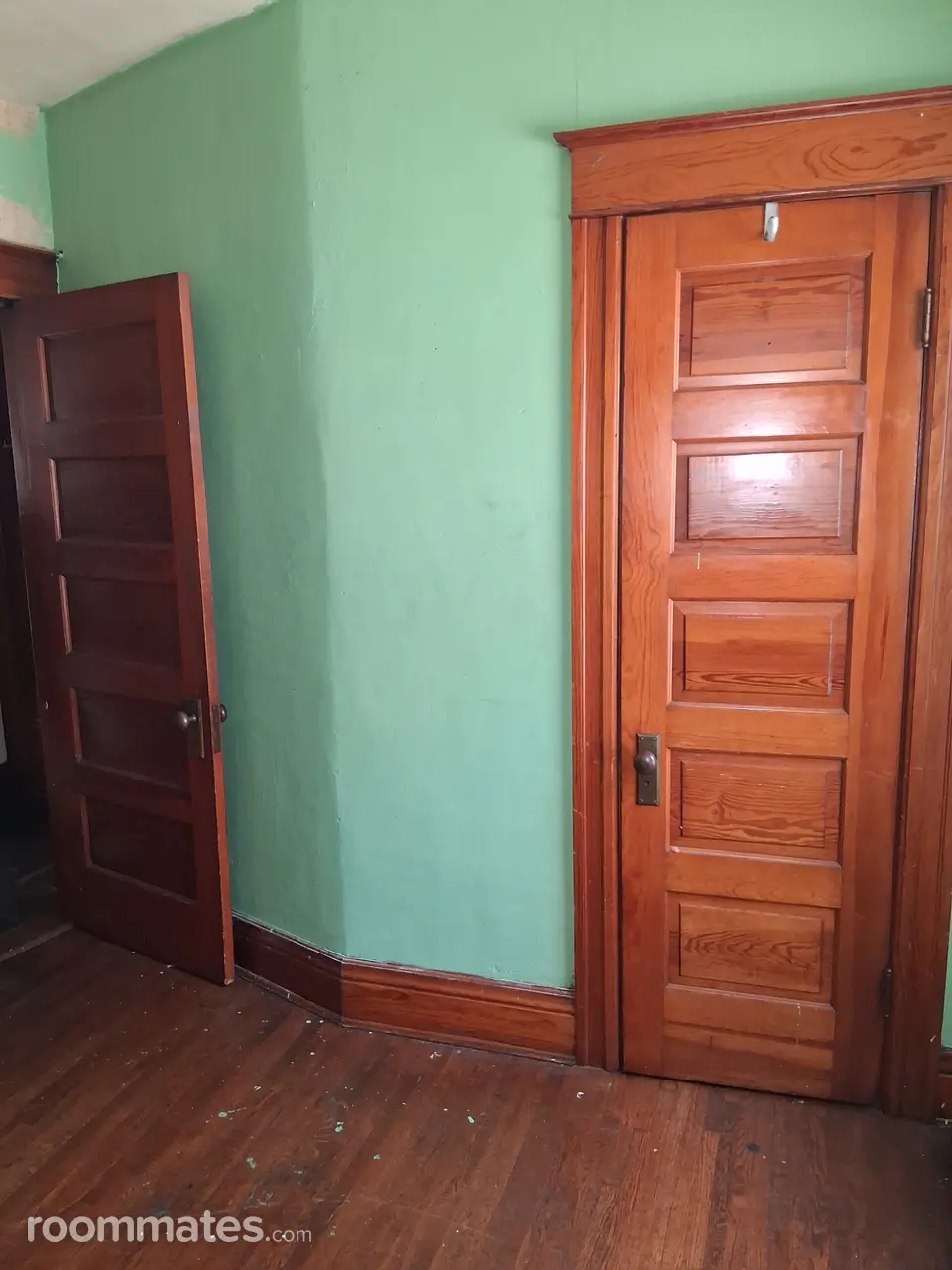 Profile photo 3 of 6