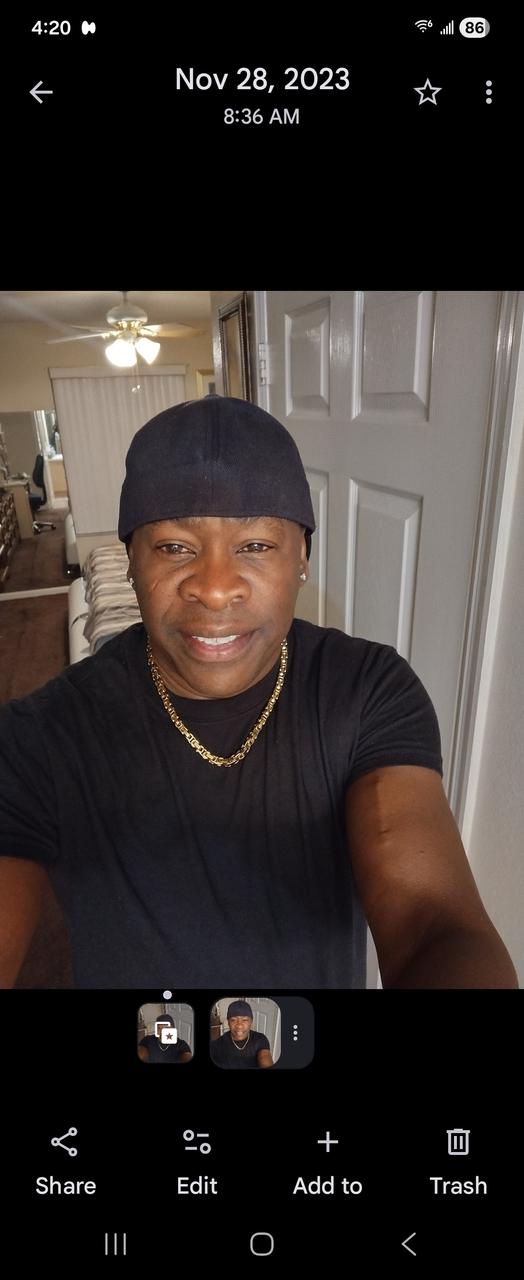 Profile photo 12 of 12