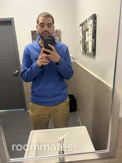 Roommate looking Sacramento, CA, $800