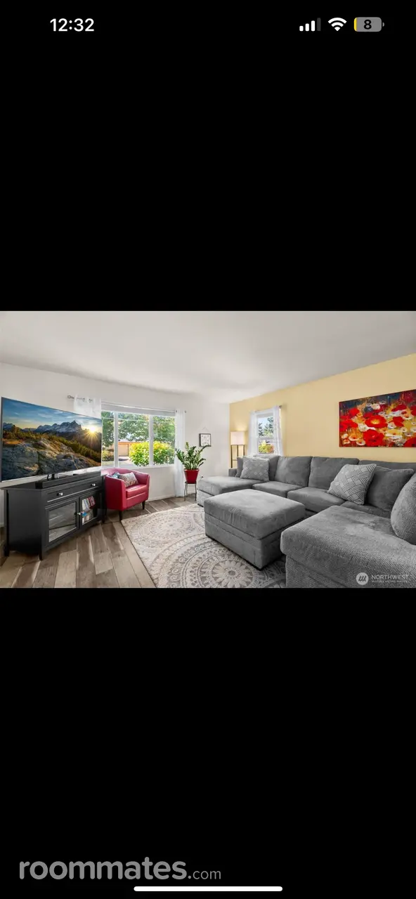 Profile photo 4 of 14