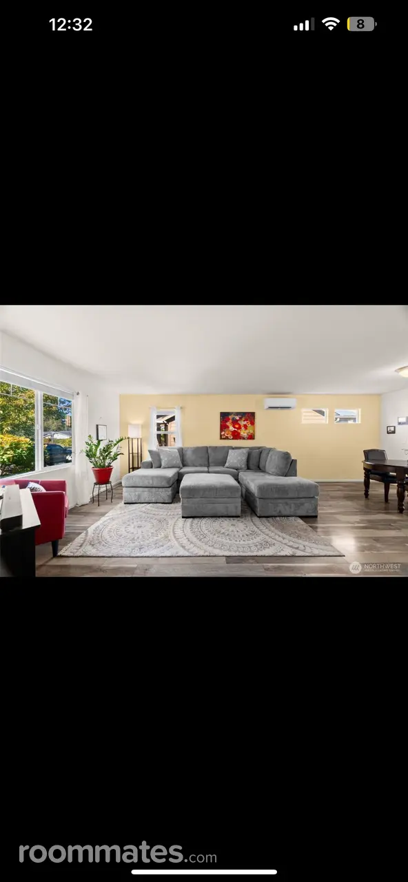 Profile photo 2 of 14