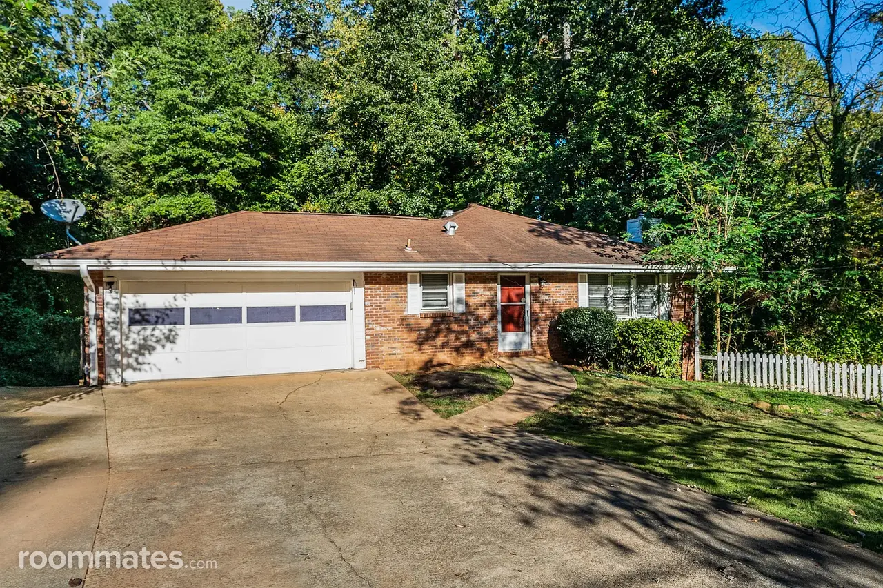 Profile photo 5 of 11