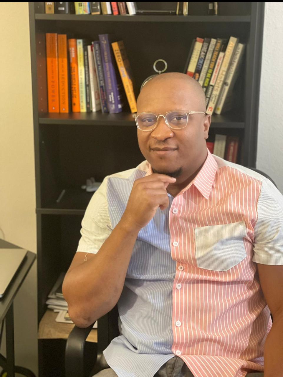 Profile photo 11 of 11