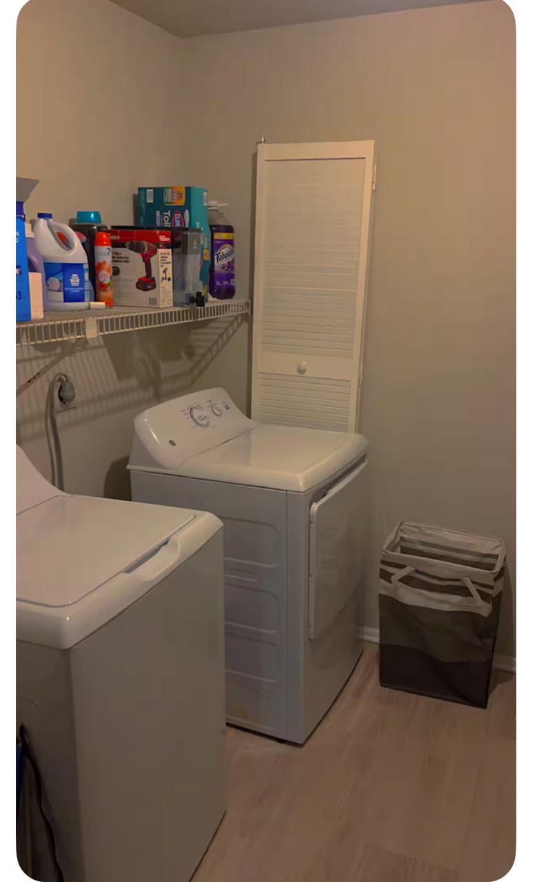 Profile photo 8 of 11