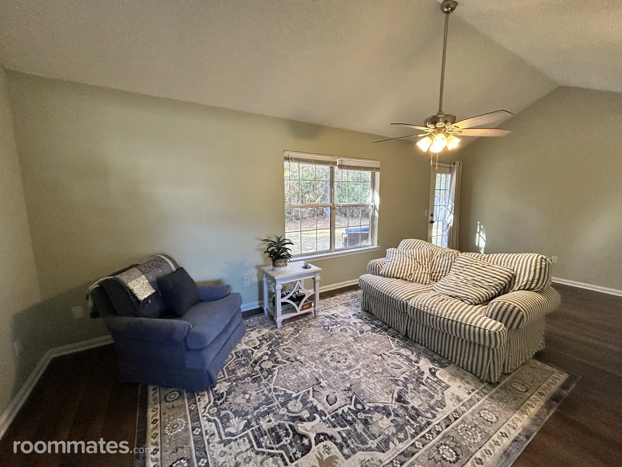 Profile photo 2 of 8