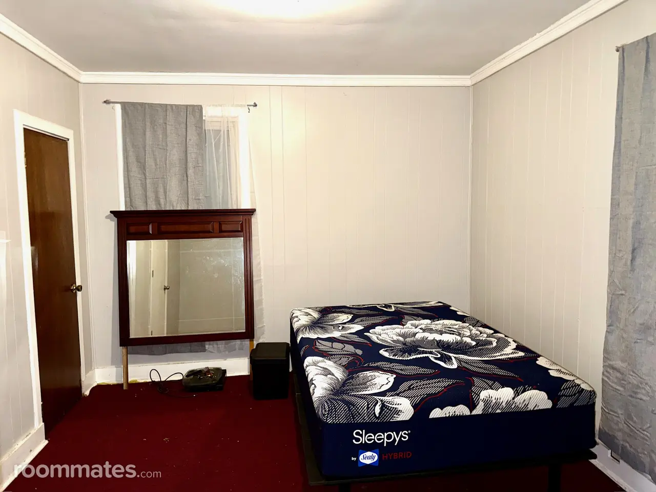 Profile photo 7 of 8