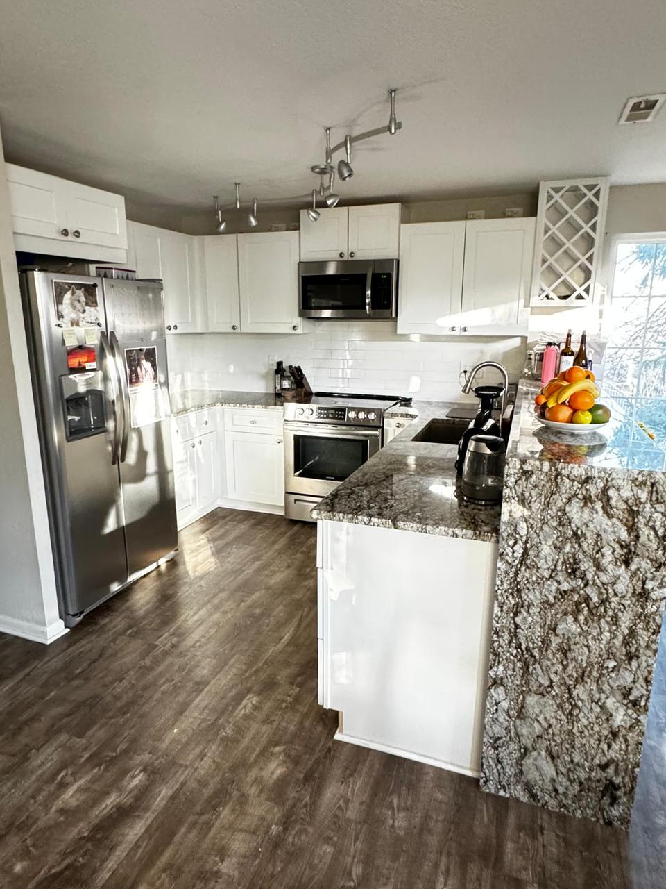 Profile photo 4 of 7