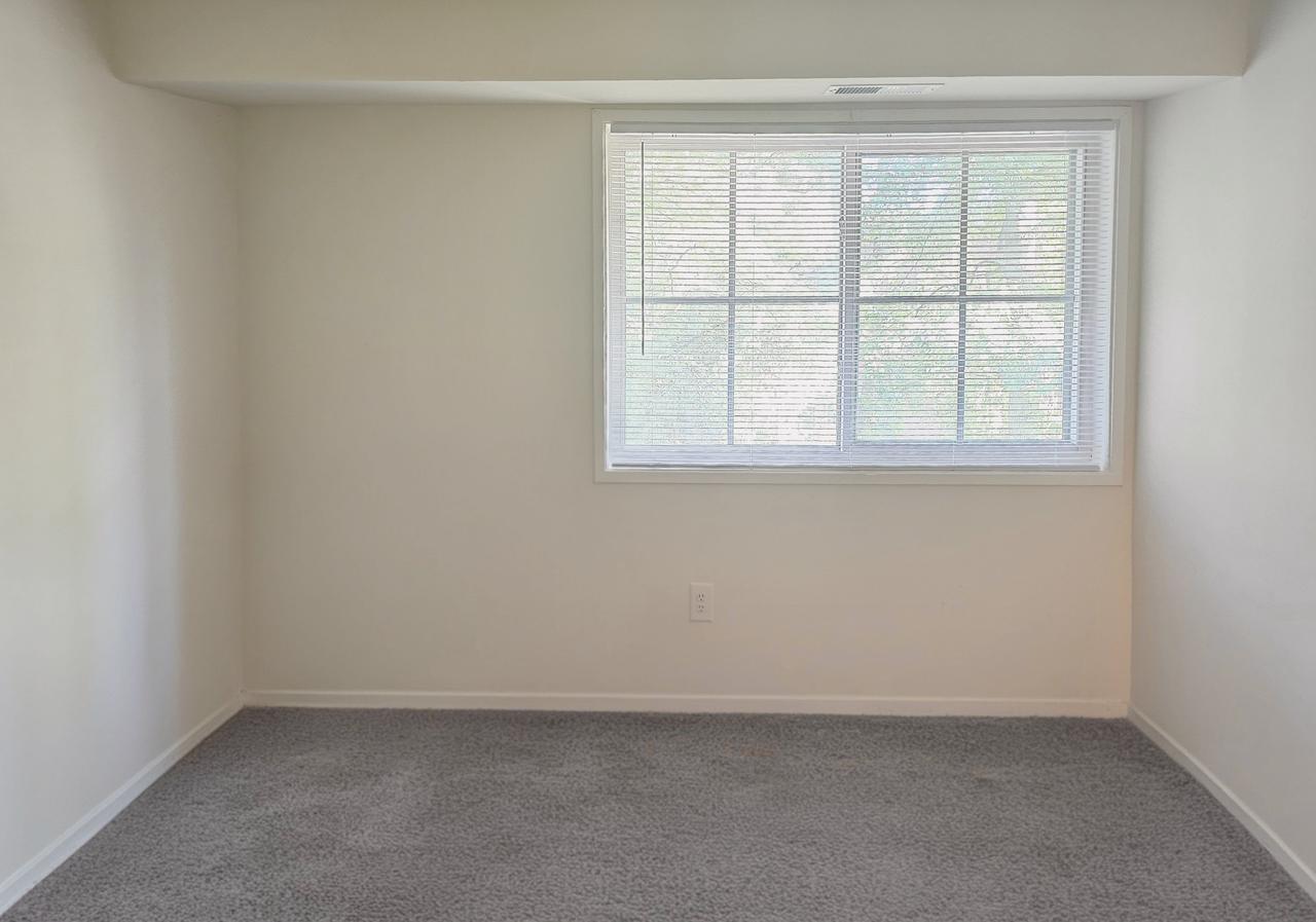 Profile photo 2 of 8