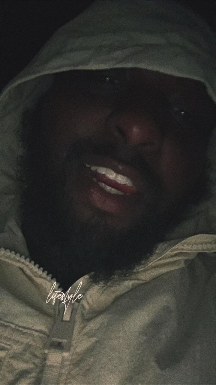 Profile photo 4 of 4