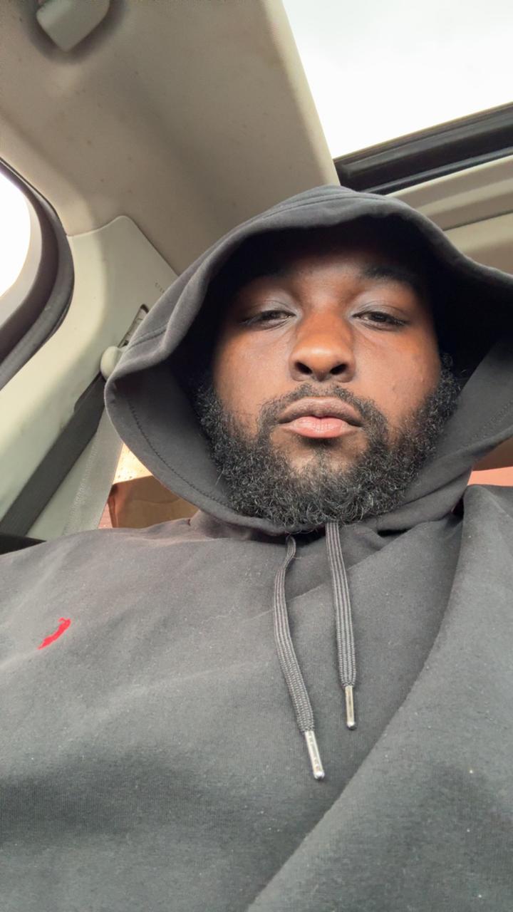 Profile photo 1 of 4