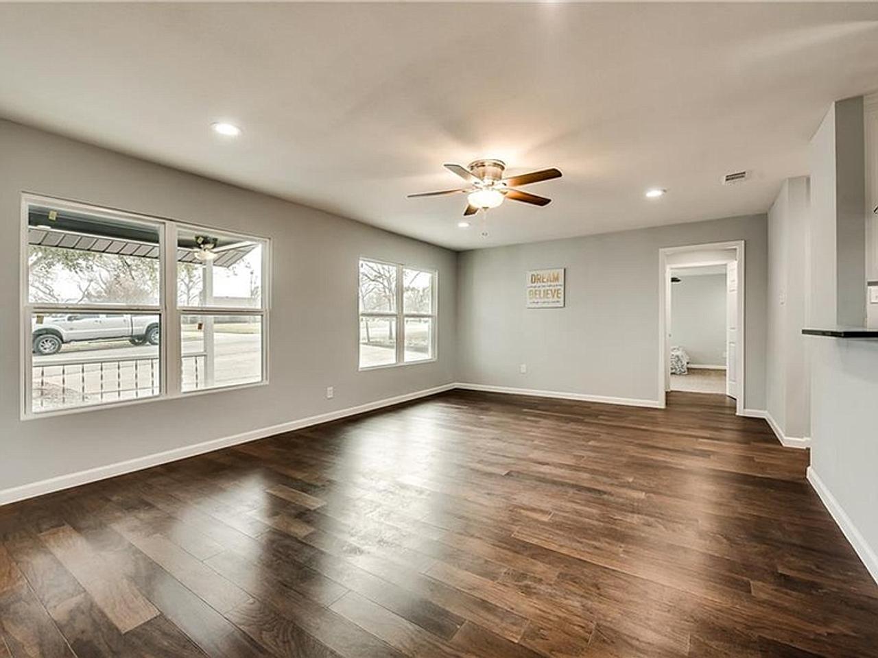 Profile photo 5 of 12