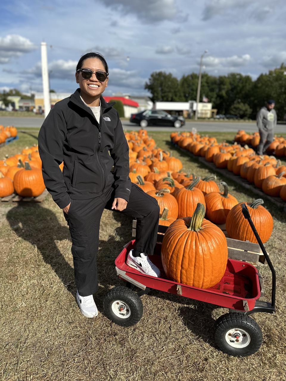 Profile photo 8 of 8