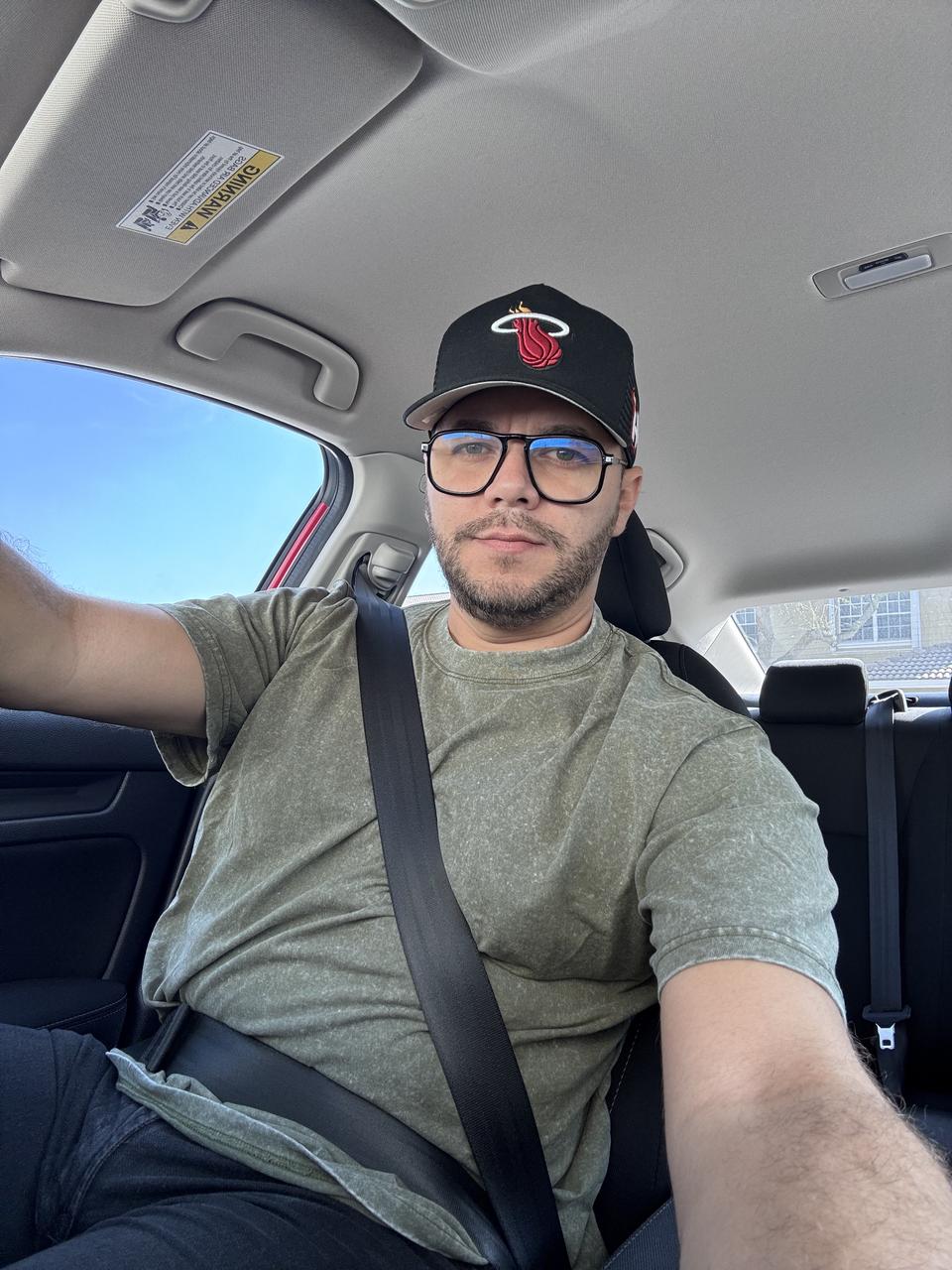 Profile photo 1 of 1