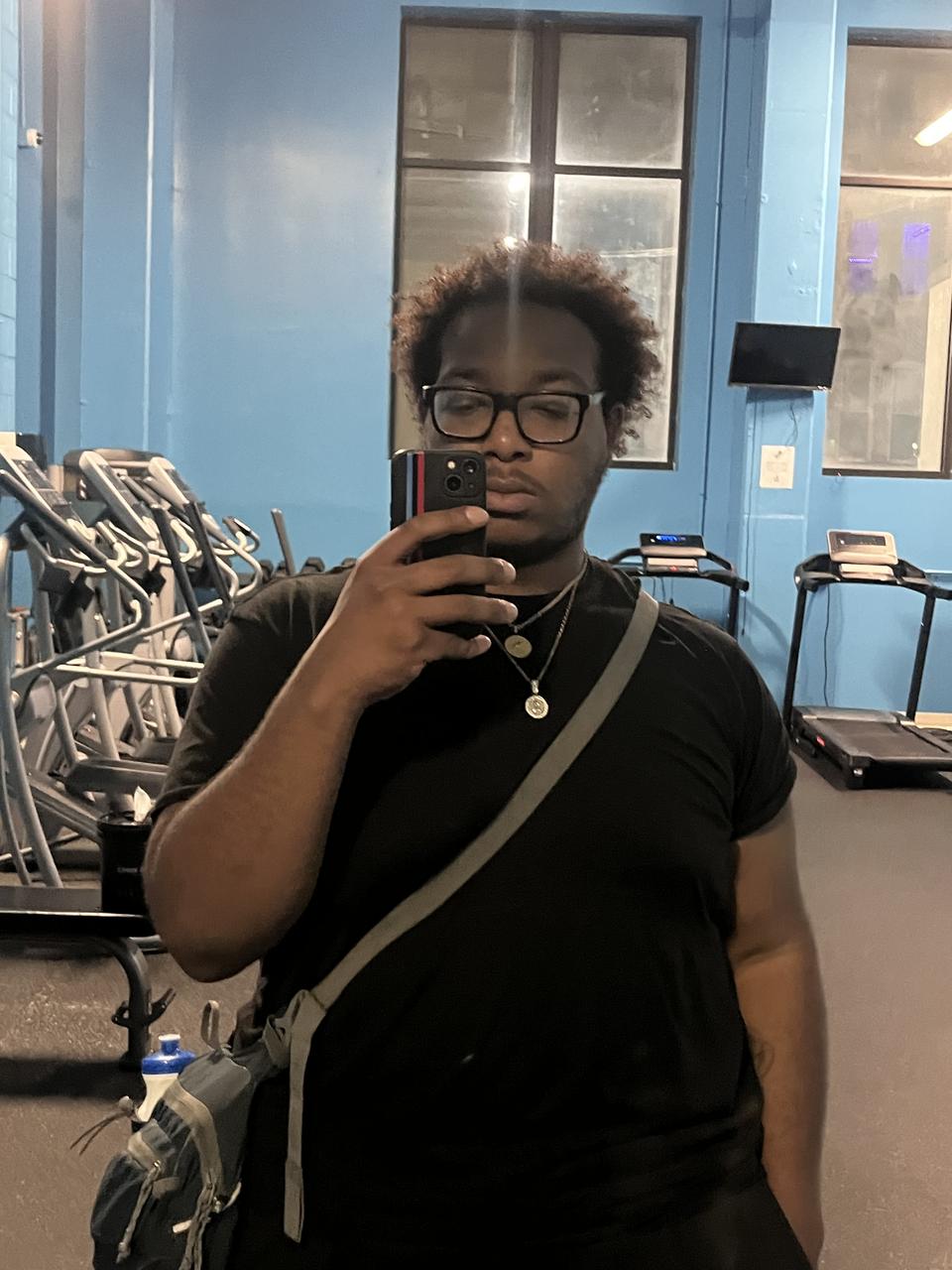 Profile photo 1 of 1