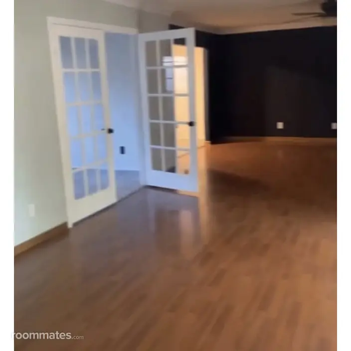 Room for rent in Waco, TX $700, house
