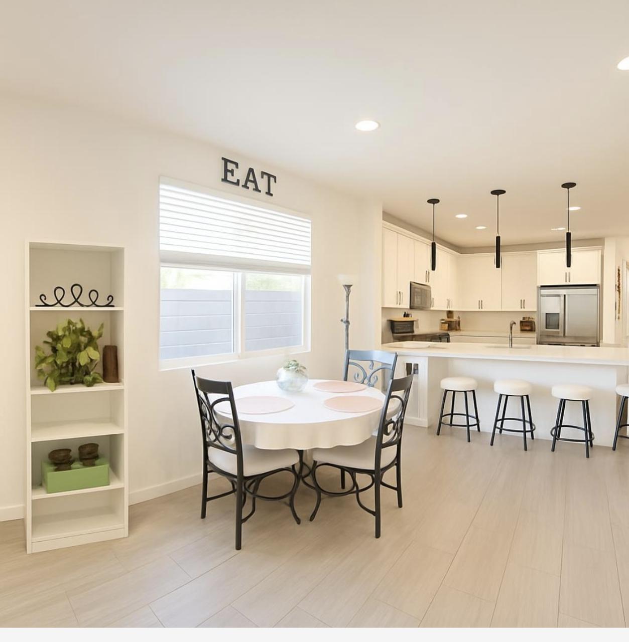 Profile photo 3 of 11