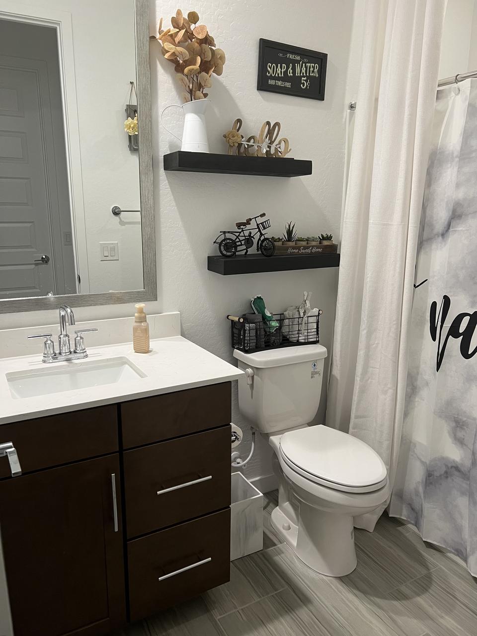 Profile photo 5 of 11