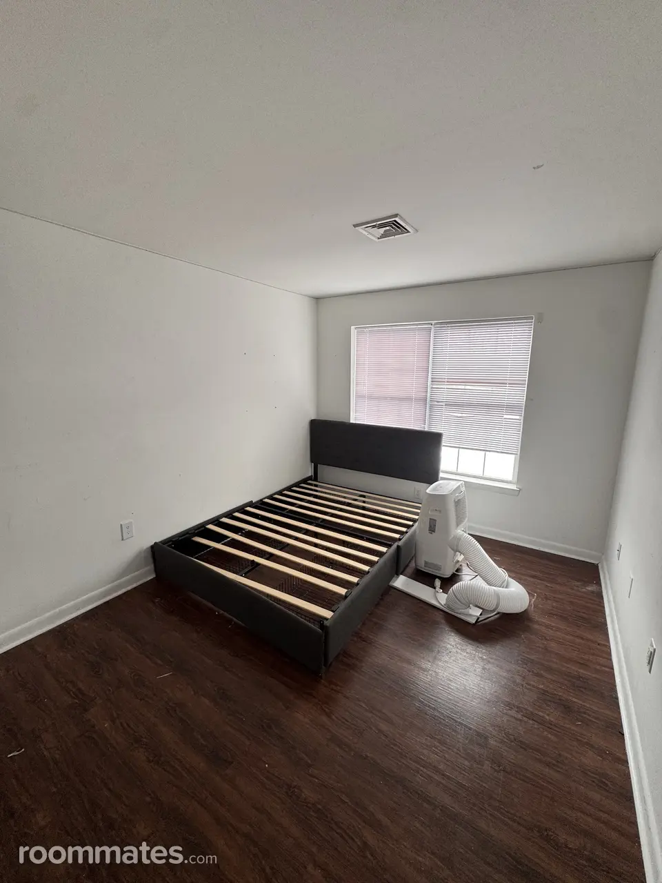 Profile photo 4 of 9