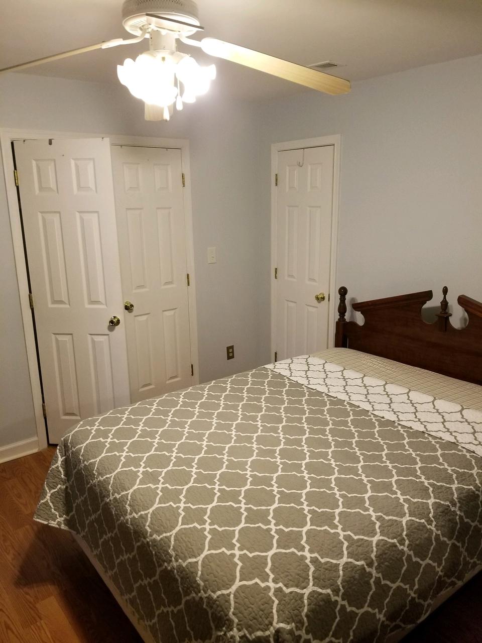 Profile photo 1 of 17