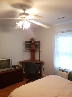 Room for rent in Durham, NC $700, house