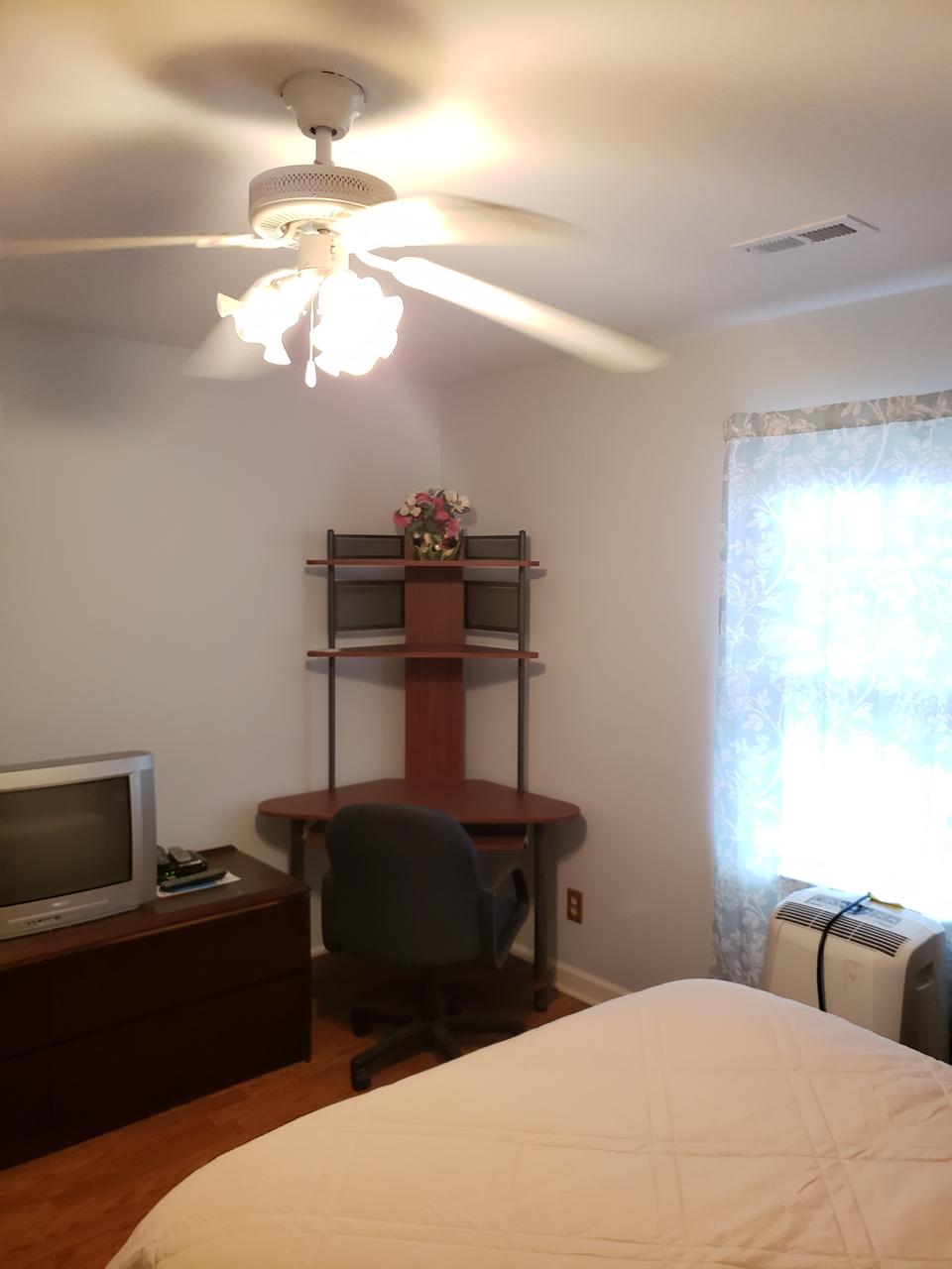 Profile photo 6 of 17