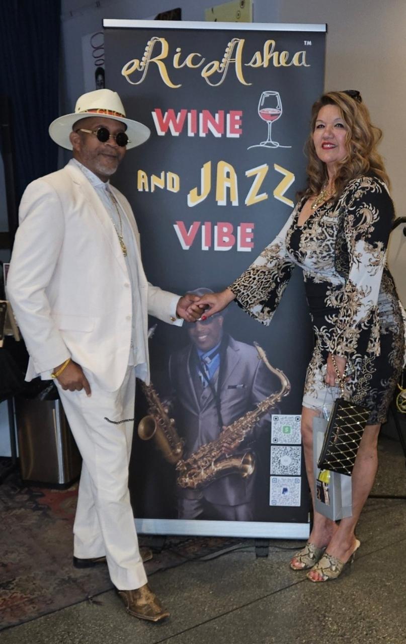 Profile photo 10 of 11