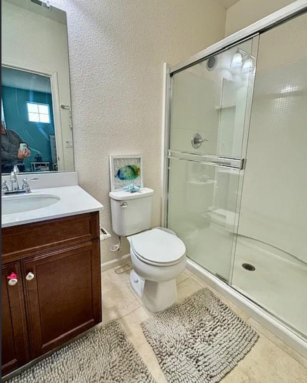 Profile photo 4 of 11