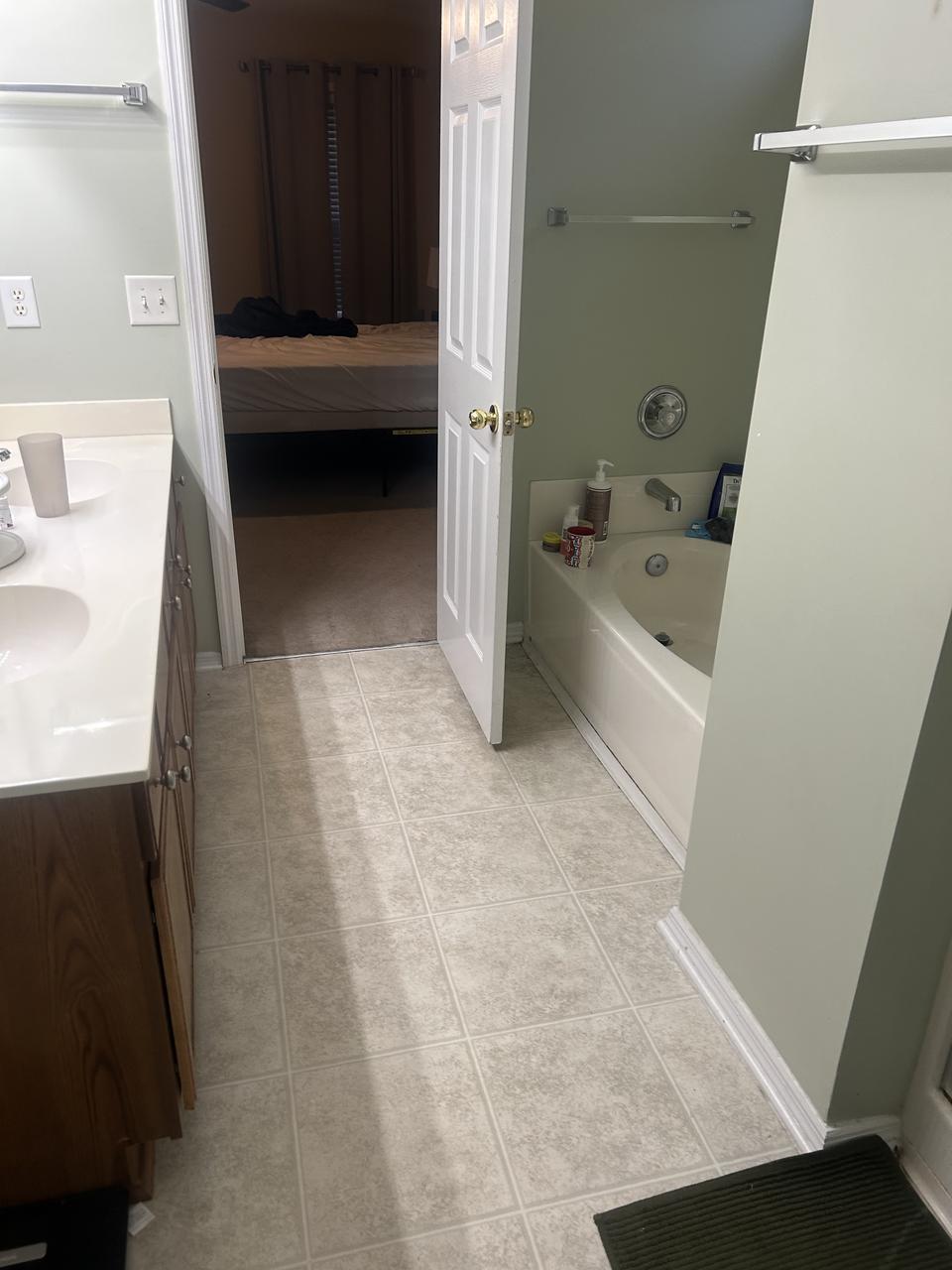 Profile photo 7 of 10