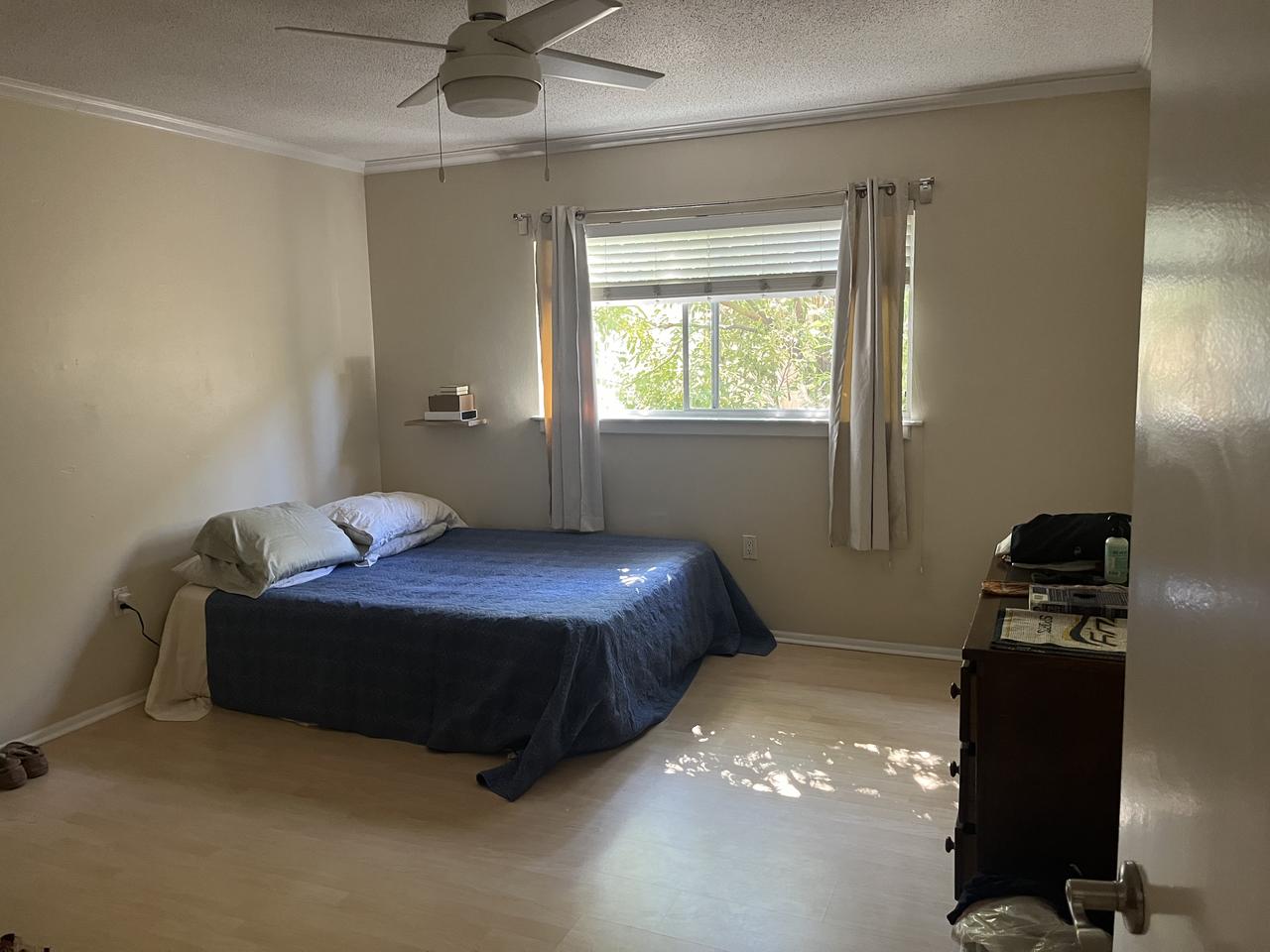 Profile photo 4 of 14