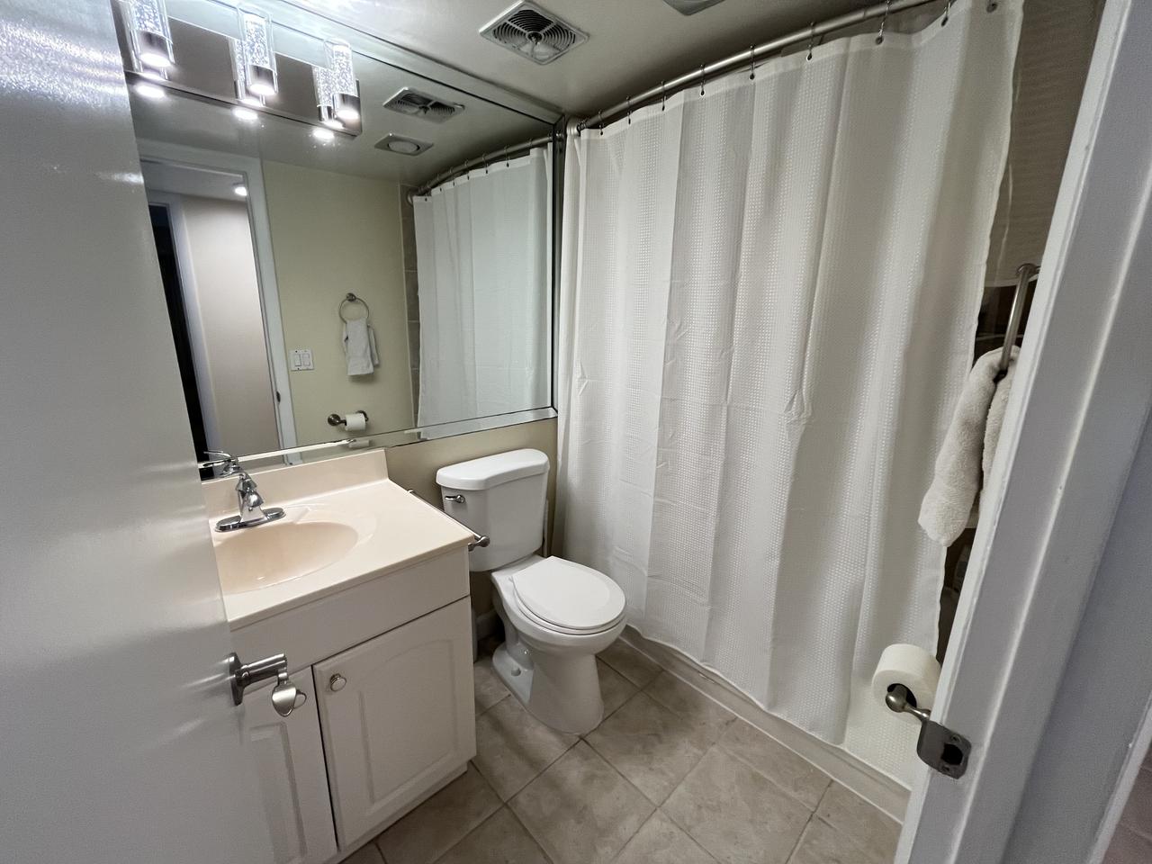 Profile photo 8 of 14