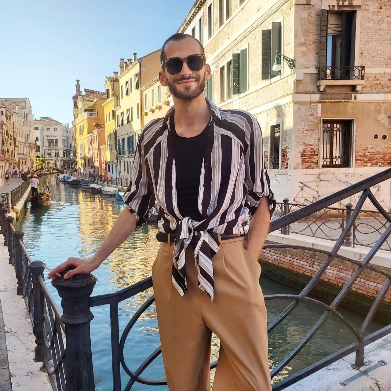 Profile photo 10 of 13