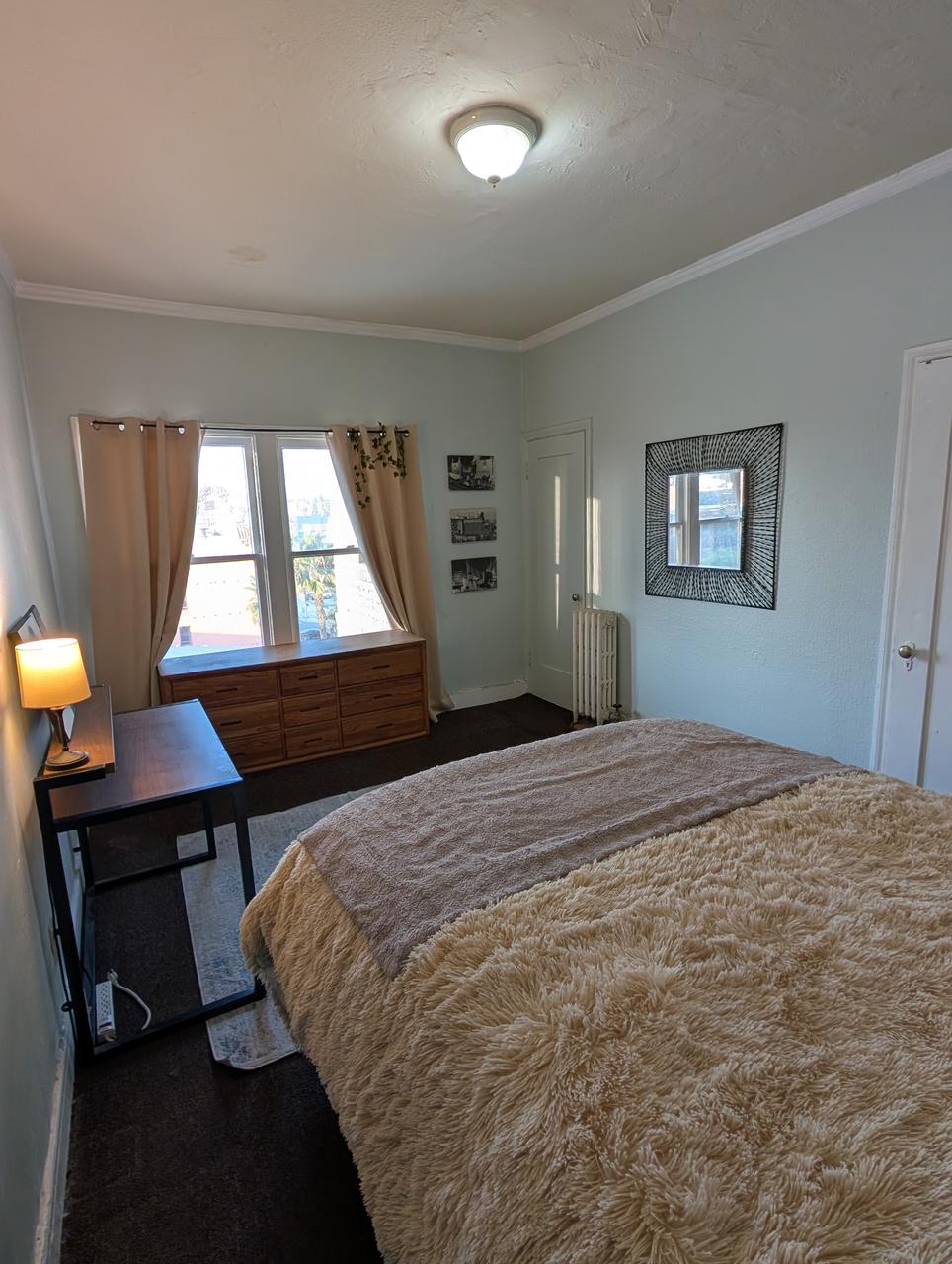 Profile photo 2 of 13