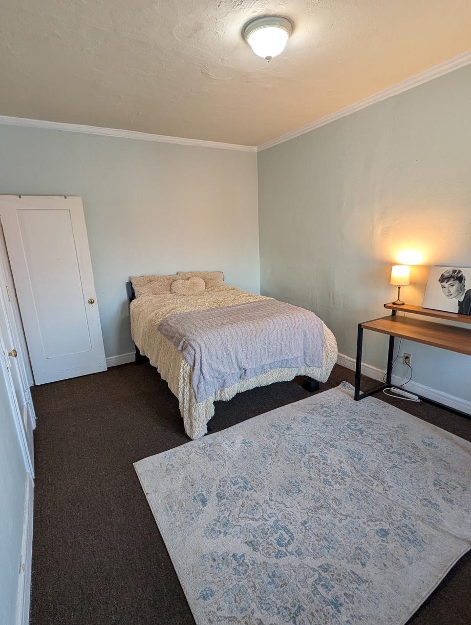 Profile photo 3 of 13