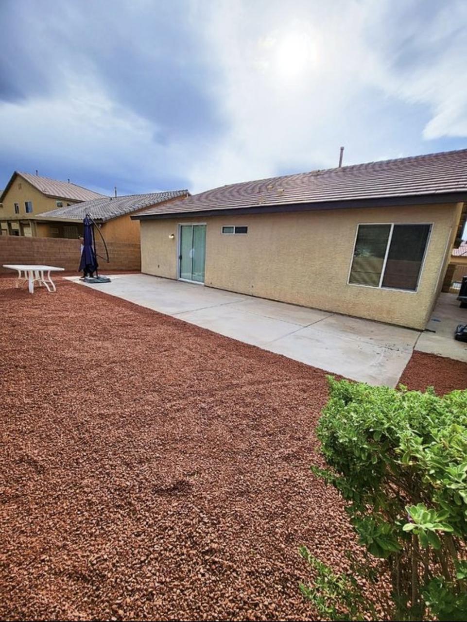 Profile photo 9 of 16