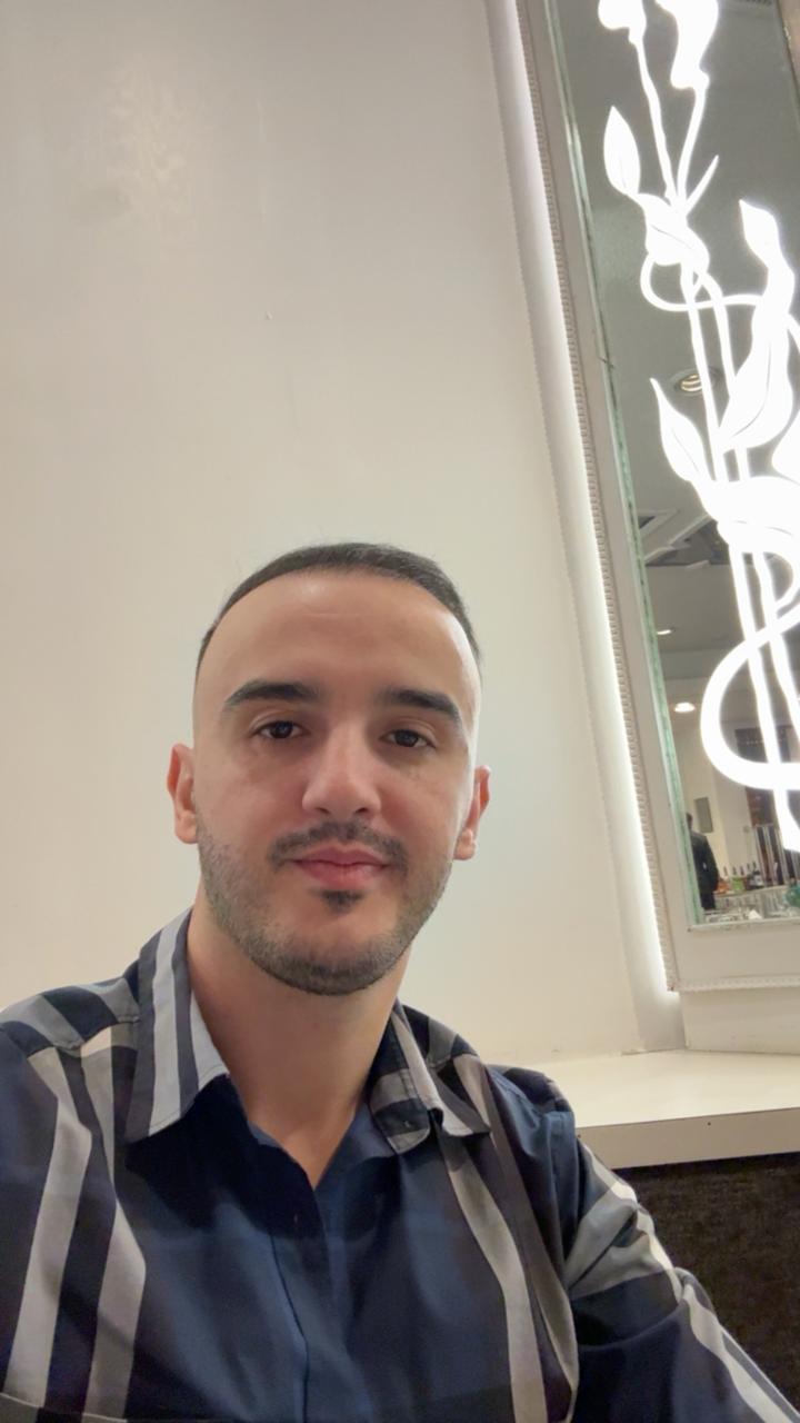 Profile photo 1 of 1