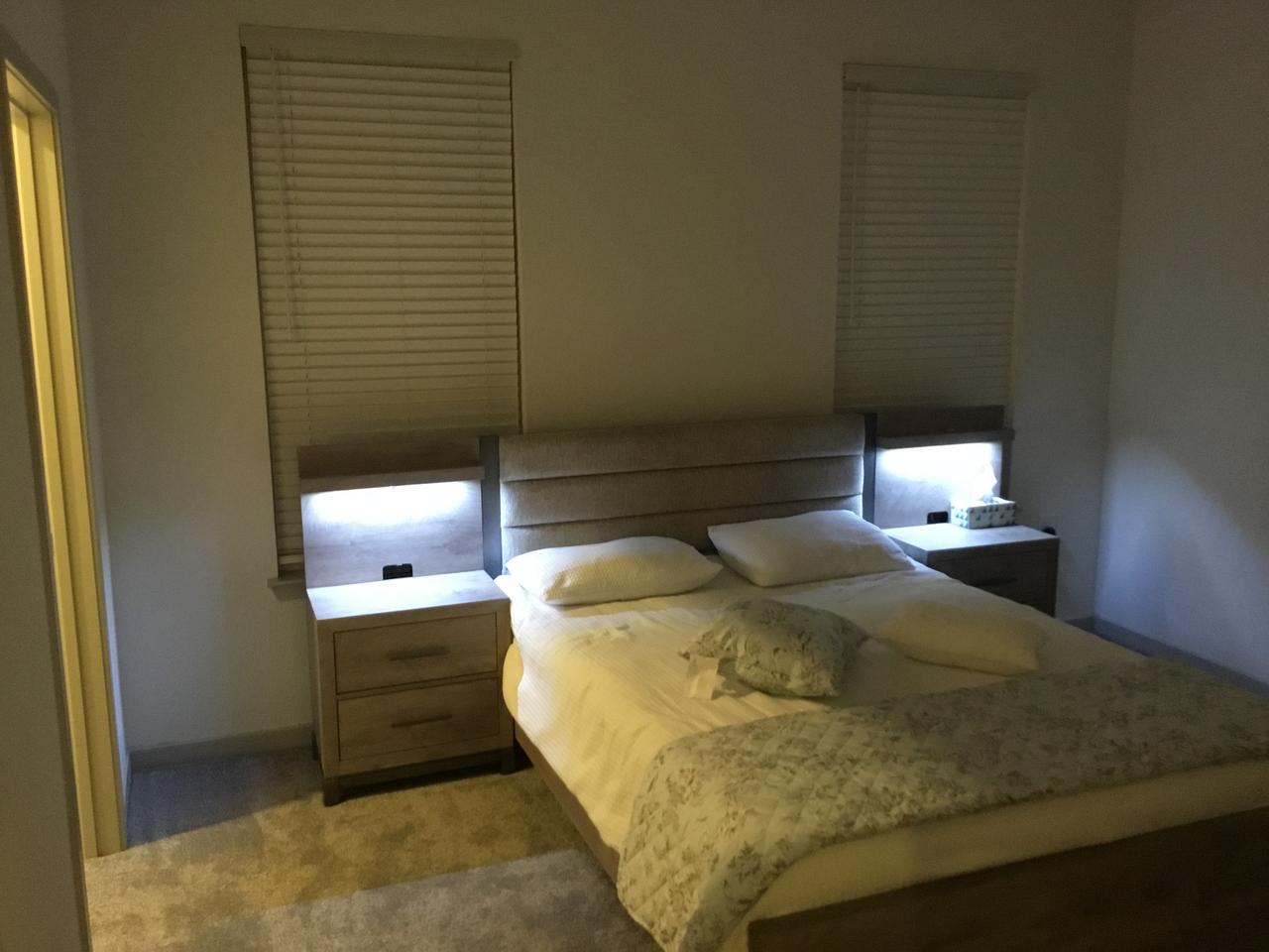 Profile photo 3 of 6