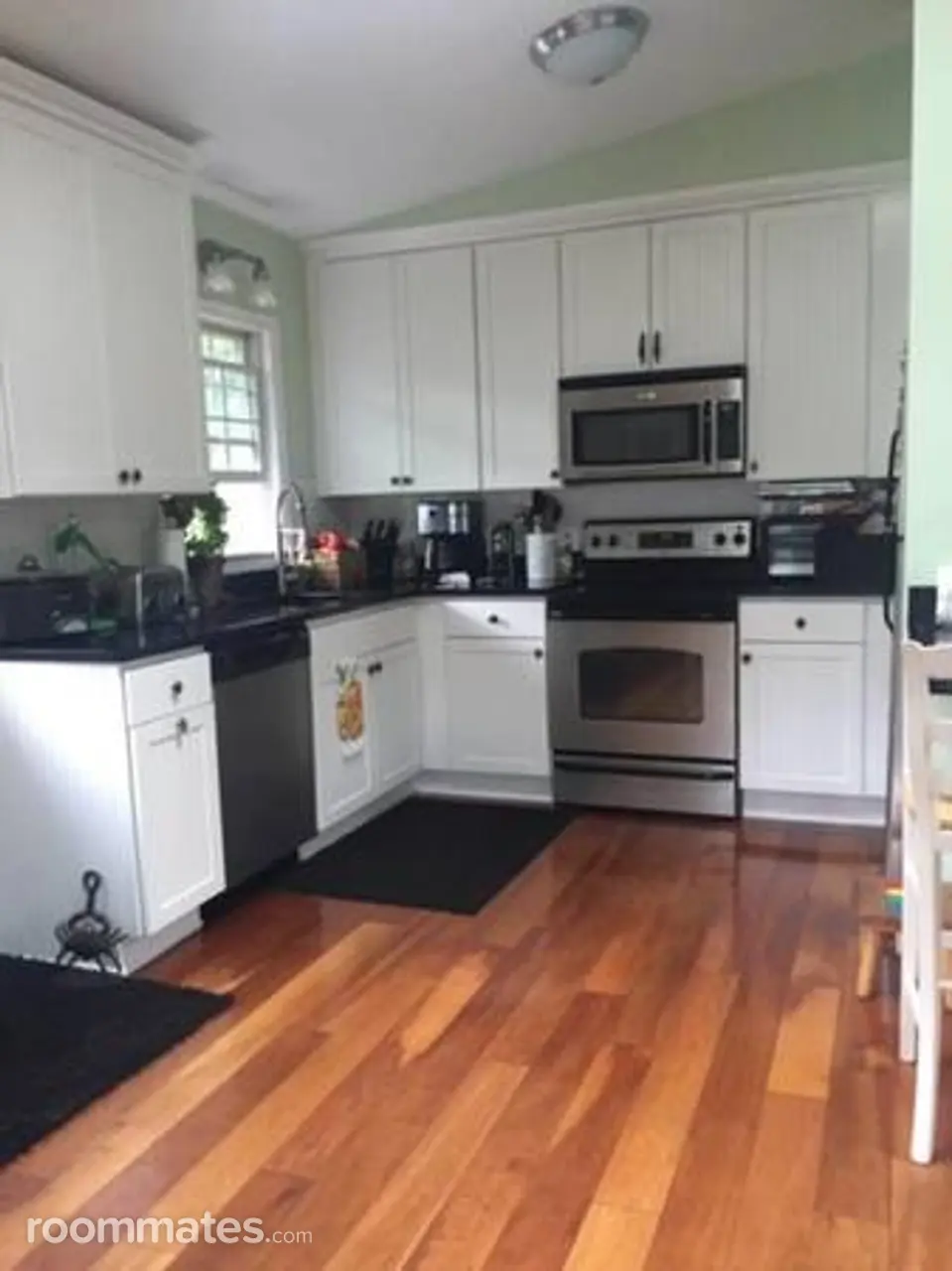 Profile photo 6 of 11