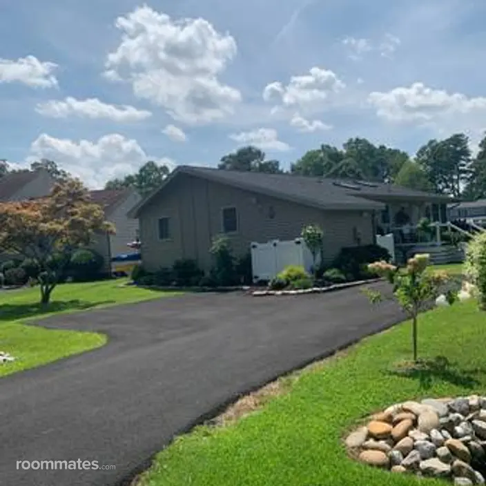 Room for rent in Ocean Pines, MD $925, house