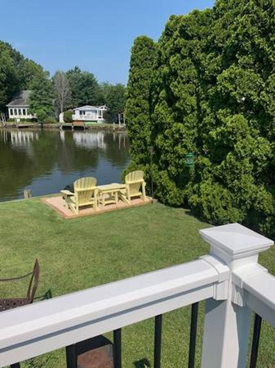 Profile photo 4 of 11