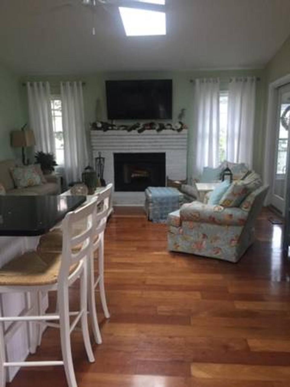 Profile photo 5 of 11