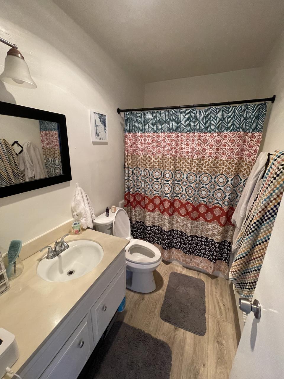 Profile photo 3 of 7